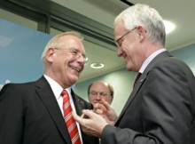 Jürgen Rüttgers gratuliert Manfred Kuhmichel zur 40-jährigen CDU-Mitgliedschaft